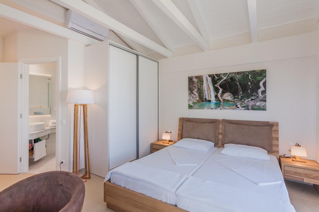 White Villas Douneika  外观 照片