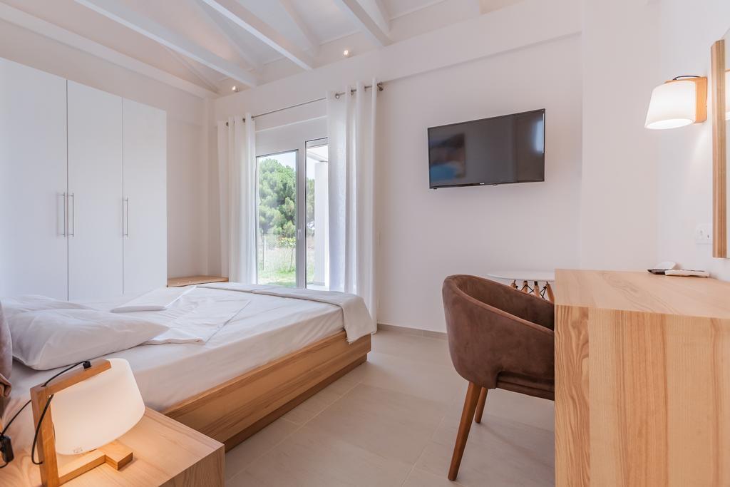 White Villas Douneika  外观 照片