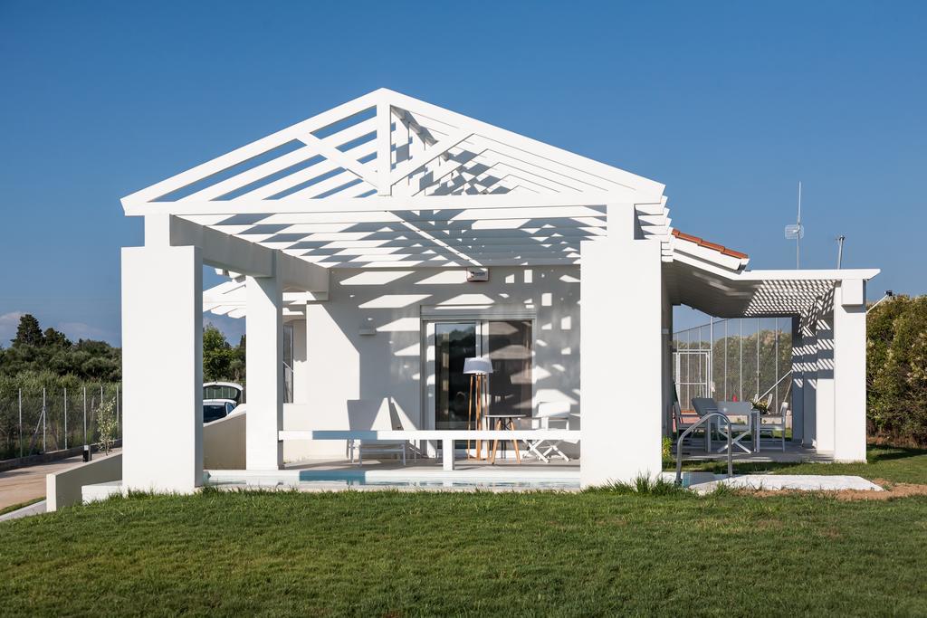 White Villas Douneika  外观 照片