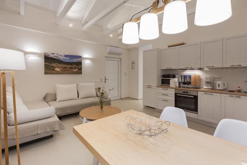 White Villas Douneika  外观 照片